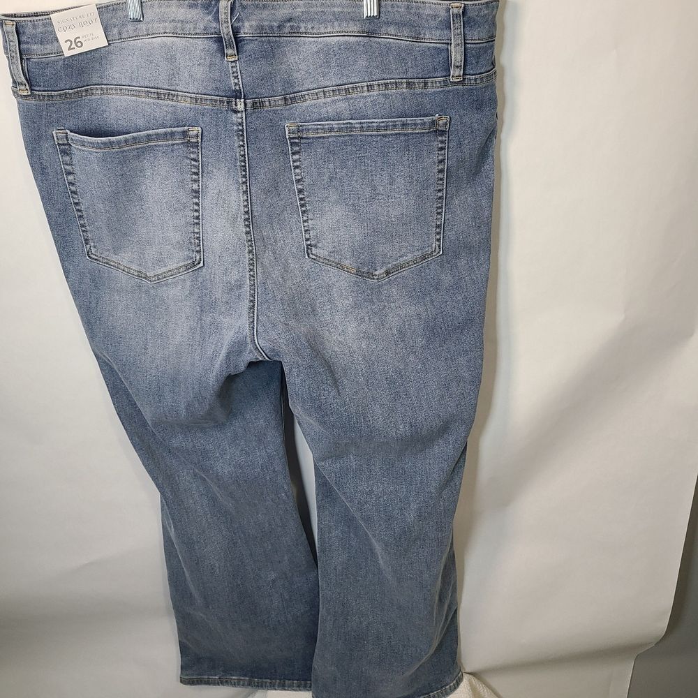 Lane Bryant Jeans Womens Sz 26P Stretch Lt‎ Wash Blue Boot Distressed Chic Denim - Picture 8 of 13